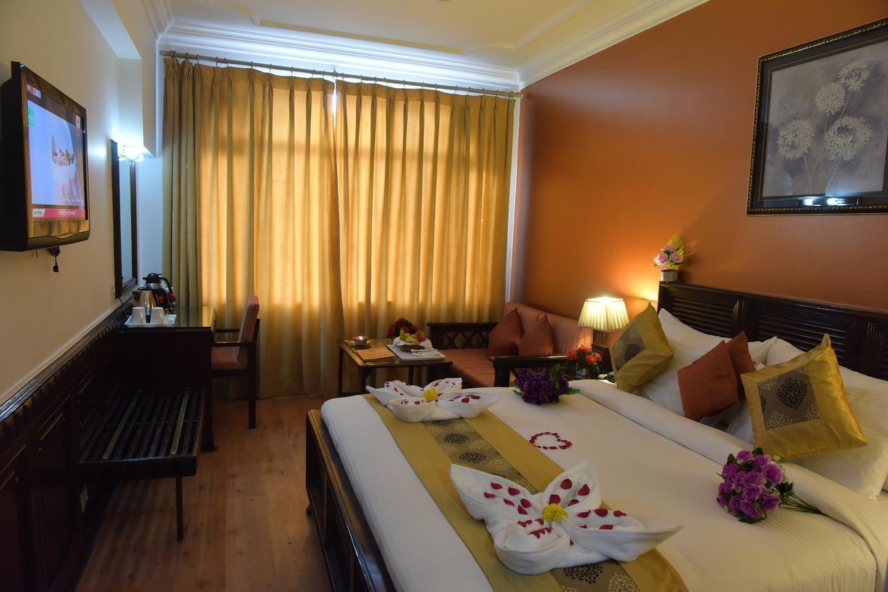 Hotel Baljees Regency Shimla Exterior photo